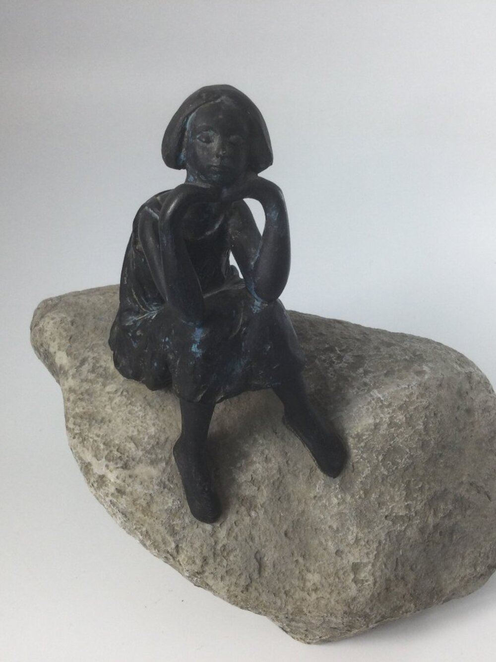 Resin Sculpture Figurine Sitting Women on a Stone Brown Gray 8" H
